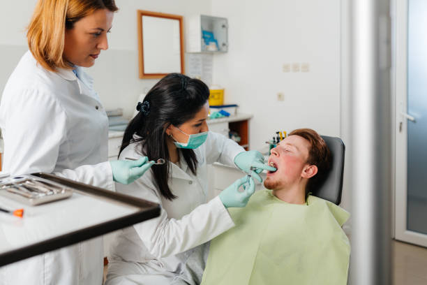 Best Emergency Dentist for Knocked-Out Tooth in Laingsburg, MI
